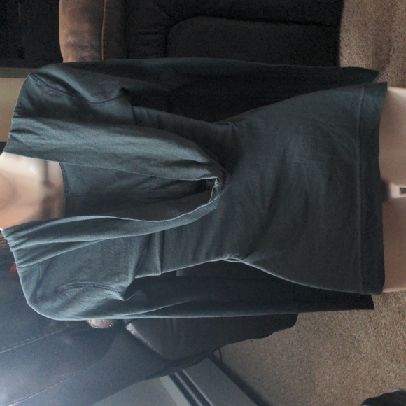 Hooded top - Picture 2 of 2